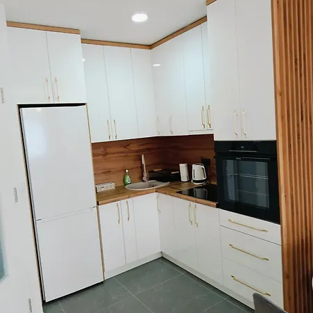 View דירה *